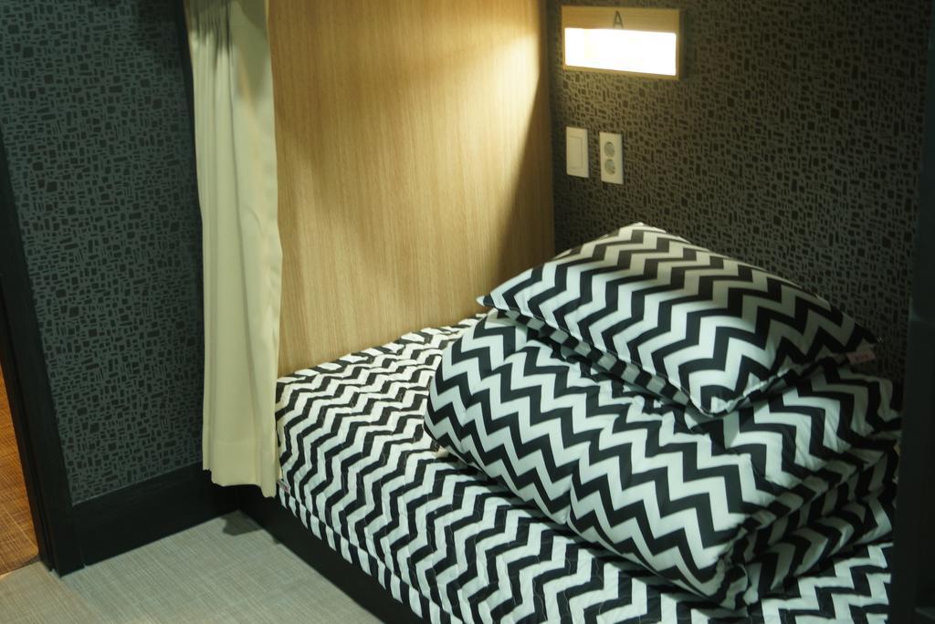 Mozzihostel Busan Station Екстериор снимка